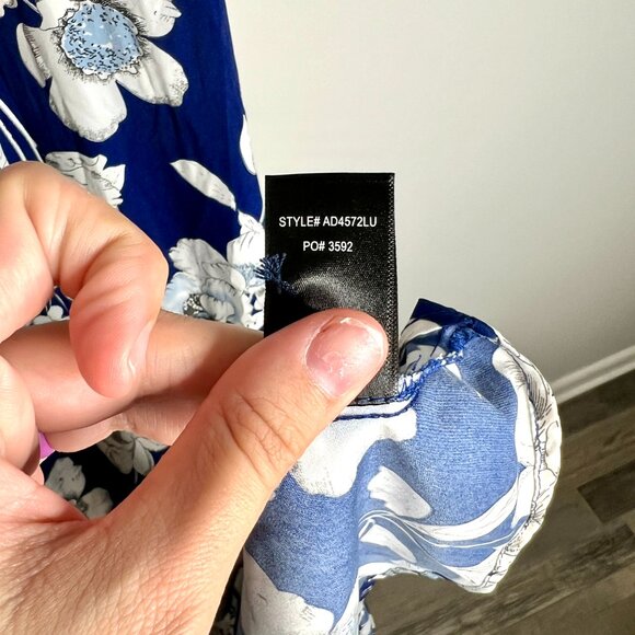 Lulus In Blossom Blue Floral Print Maxi Dress Halter Style Fall Floral Sz Medium - Picture 9 of 10